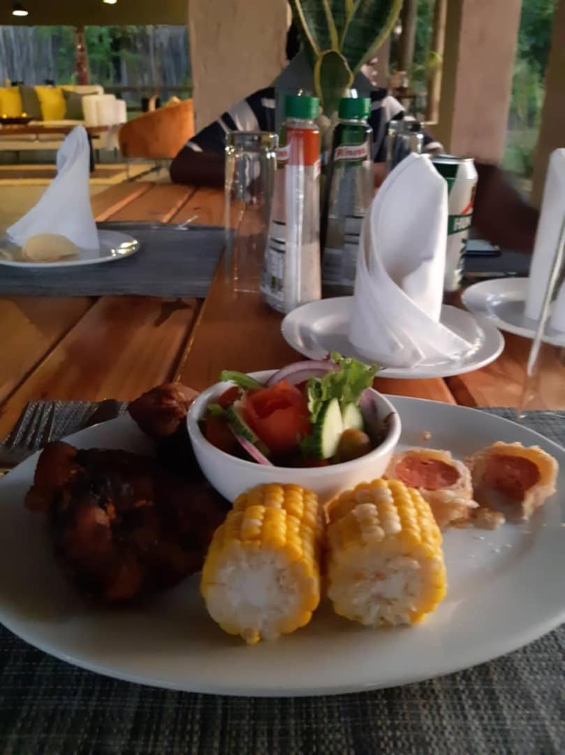Xhabe Safari Lodge Chobe Muchenje Exterior foto